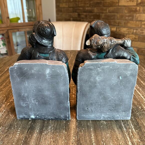 1970 Vintage Ann’s Original Figurines, Inc. Spanish Conquistador Viking Bookends - Picture 5 of 10